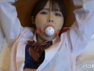 【9总全国探花】约两个大奶黑裙少妇，穿上情趣装舔弄调情上位大力猛操呻吟